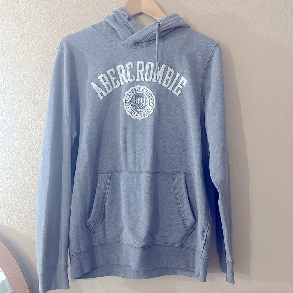 Abercrombie and Finch New York, hooded sweatshirt, size medium gray